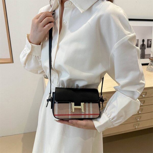 BLISS DESIGNER MINI LEATHER BAG WITH DOUBLE HANDLE - Image 4