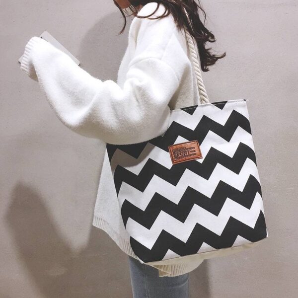 TOTE BAG (DESIGN 1)